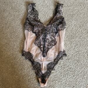 NEW w/o Tags Victoria’s Secret Bodice Style Lace Thong Teddy - Size Small